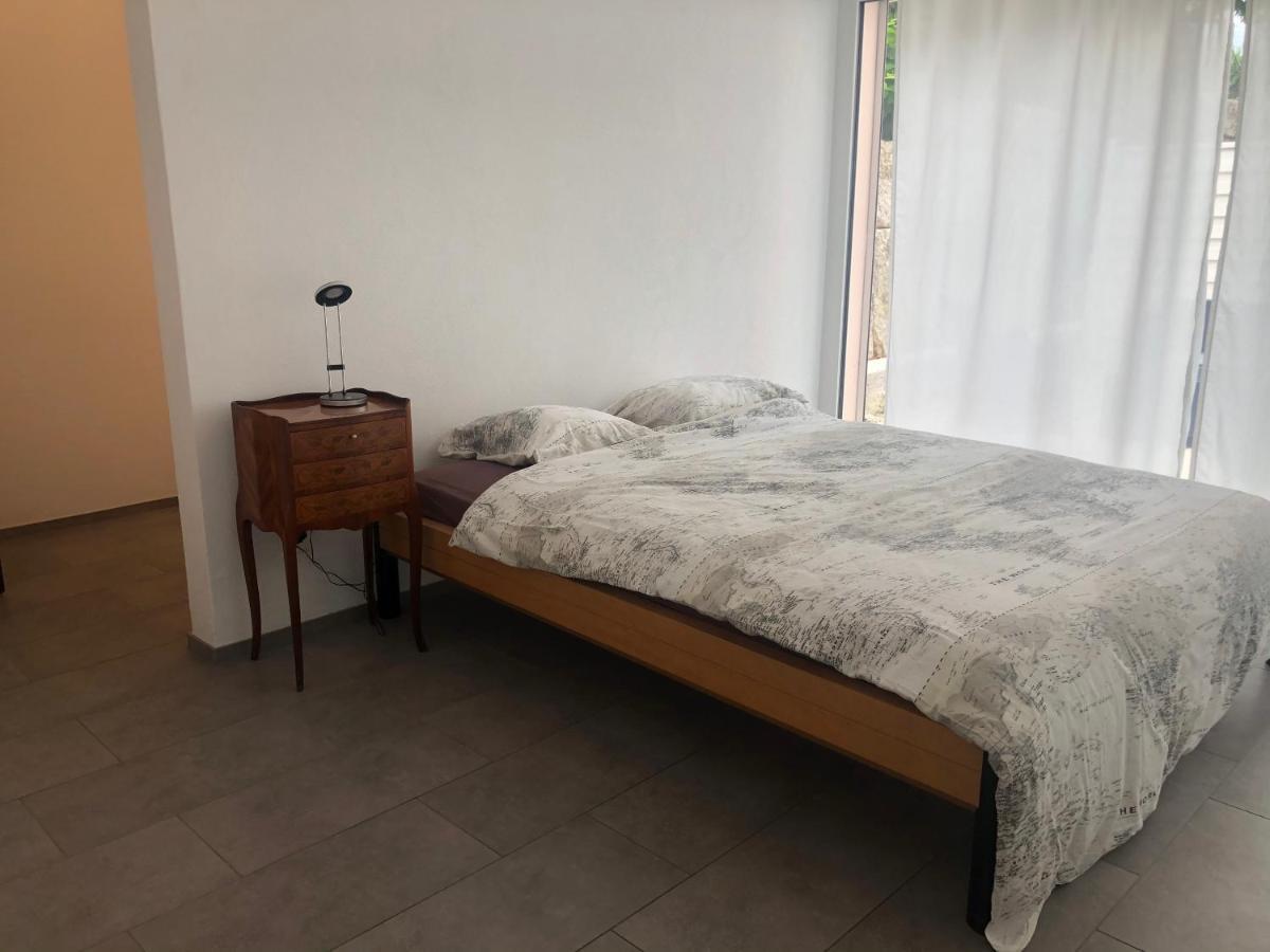 Hotel Hippel Krone Kerzers Экстерьер фото