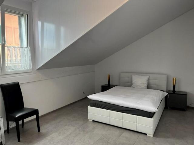Hotel Hippel Krone Kerzers Экстерьер фото
